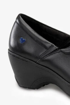 Nurse Mates Women's Bryar Leather Nursing Clogs -Cherokee Shop BRYAR BLTHR 3 HV