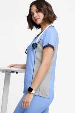 Butter-Soft Originals Women's 4-Pocket V-Neck Tri-Colorblock Scrub Top -Cherokee Shop BSN1368C 101323 CESIN 3 HV
