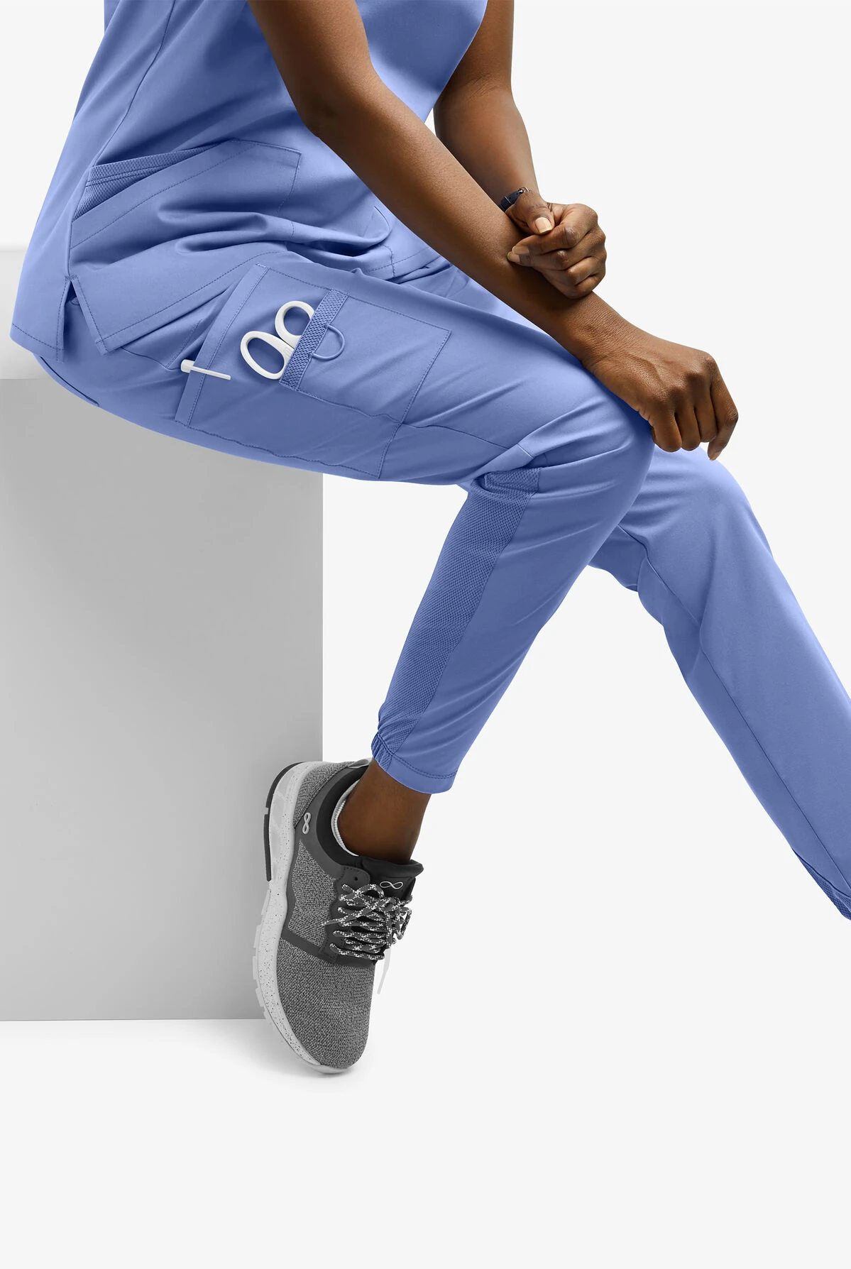 UA Exclusive Cherokee Workwear Professionals Active Women's 6-Pocket STRETCH Half Jogger Scrub Pants - Petite UA Exclusive Cherokee Workwear Professionals Active Women's 6-Pocket STRETCH Half Jogger Scrub Pants - Petite -Cherokee Shop CK036 CEIL 6