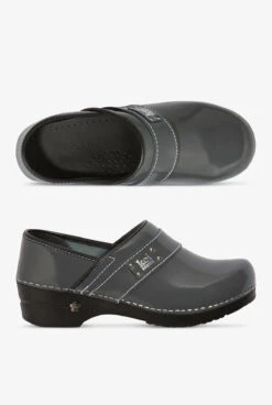 Koi By Sanita Women’s Professional Lindsey Patent Leather Nursing Clogs