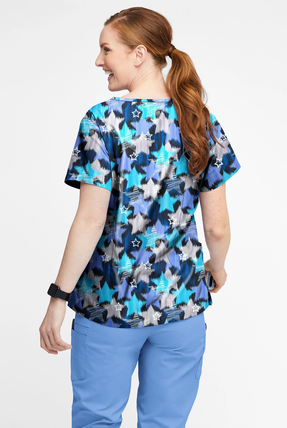 Butter-Soft Shining Stars Women’s 4-Pocket V Notch-Neck Printed Scrub Top Butter-Soft Shining Stars Women’s 4-Pocket V Notch-Neck Printed Scrub Top -Cherokee Shop TS1531SSBL 3