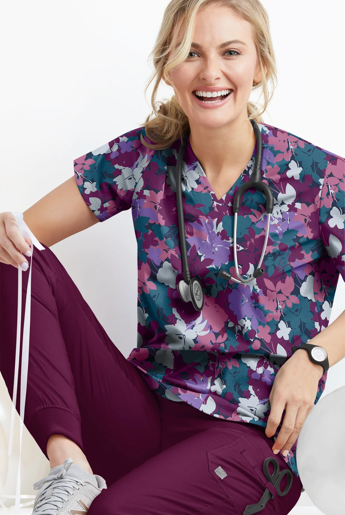 UA Butter-Soft STRETCH Layered Floral Navy Women's 2-Pocket V-Neck Print Scrub Top UA Butter-Soft STRETCH Layered Floral Navy Women's 2-Pocket V-Neck Print Scrub Top -Cherokee Shop TS542LFNV 2