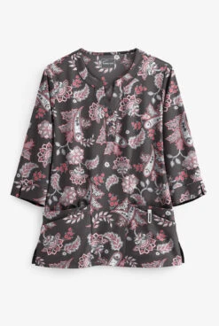 Butter-Soft Paisley Tapestry Pewter Women's 4-Pocket 3/4th Sleeve Print Scrub Top