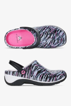 Anywear Women's Zone Wild For Tie Dye Nursing Clogs